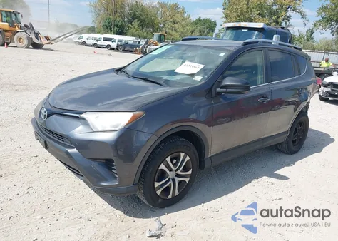 2016 Toyota Rav4 Le z USA, uszkodzony, nr VIN JTMZFREV8GJ078965